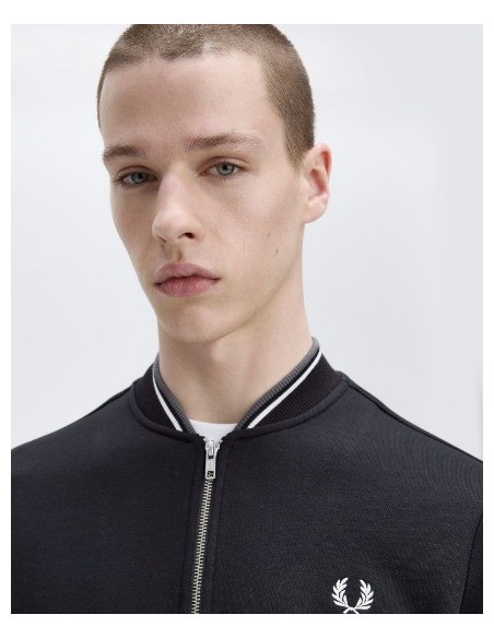 SUDADERA CHICO FRED PERRY COLOR NEGRO