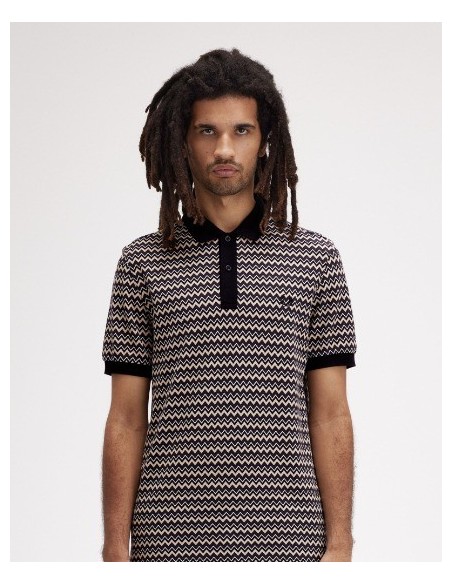 POLO CHICO FRED PERRY COLOR NEGRO