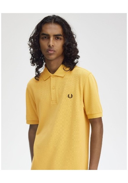 POLO CHICO FRED PERRY COLOR AMARILLO