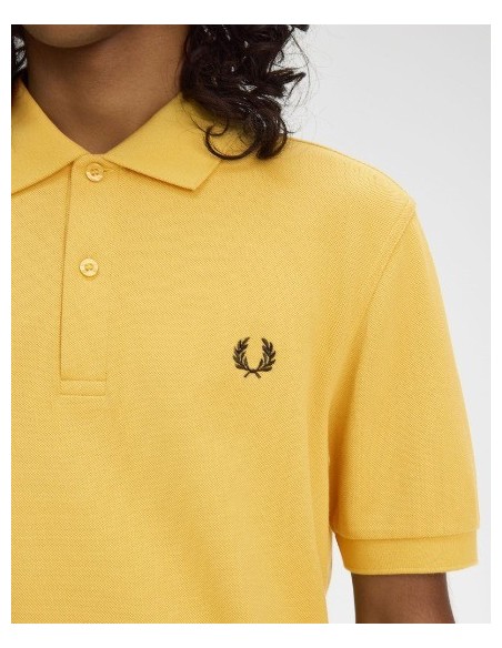 POLO CHICO FRED PERRY COLOR AMARILLO