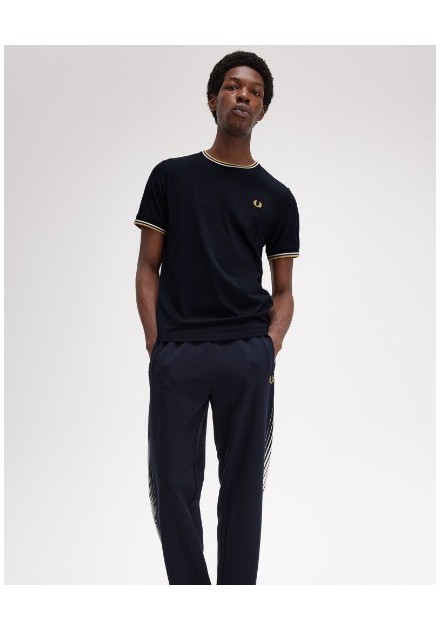 CAMISETA CHICO FRED PERRY COLOR NEGRO