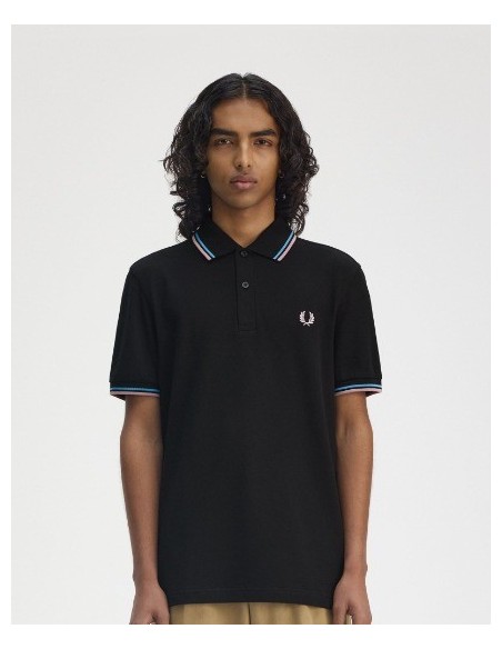 POLO CHICO FRED PERRY COLOR NEGRO