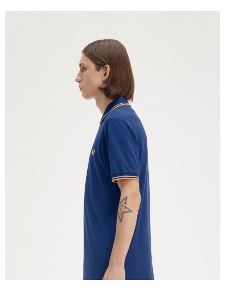 POLO CHICO FRED PERRY COLOR Y28 JEANS