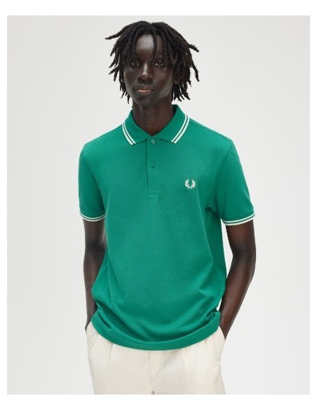 POLO CHICO FRED PERRY COLOR Y37 VERDE