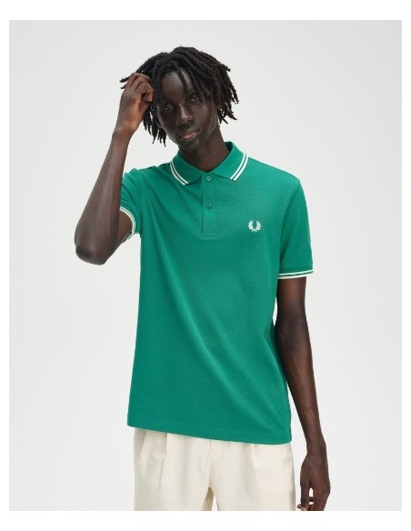 POLO CHICO FRED PERRY COLOR Y37 VERDE