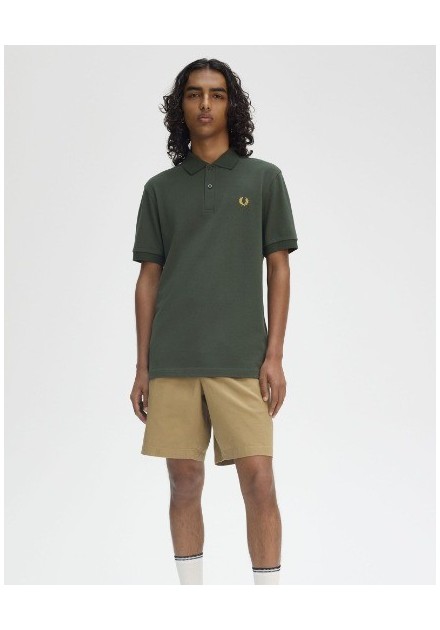 POLO CHICO FRED PERRY COLOR  VERDE