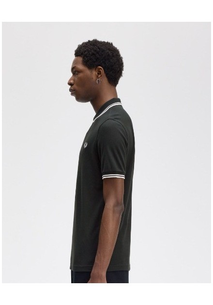 POLO CHICO FRED PERRY COLOR 50 VERDE