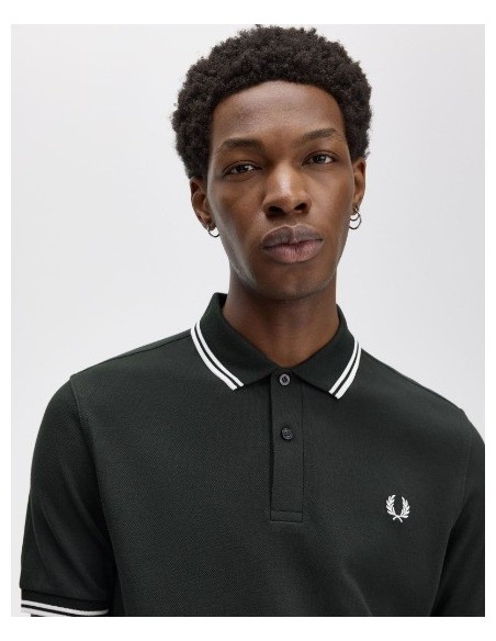 POLO CHICO FRED PERRY COLOR 50 VERDE