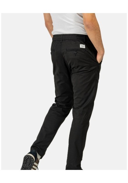 PANTALON CHICO REELL CHINO COLOR NEGRO