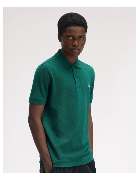 POLO CHICO FRED PERRY COLOR 40 VERDE