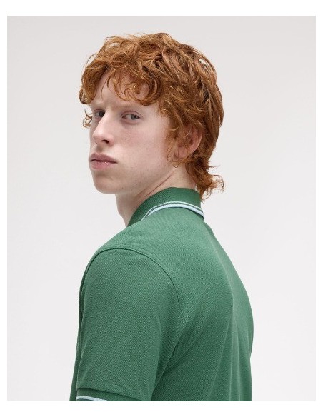 POLO CHICO FRED PERRY COLOR 45 VERDE