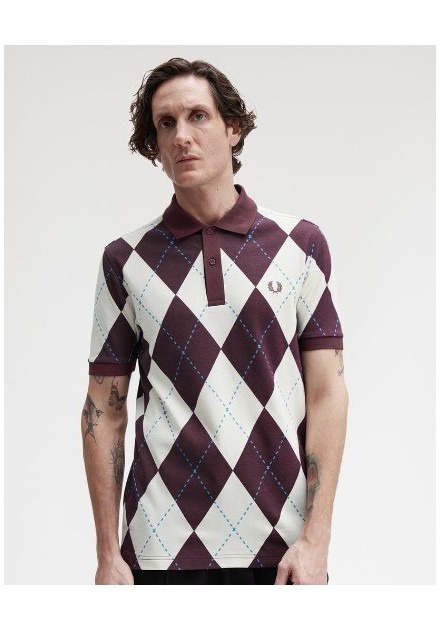 POLO UNISEX FRED PERRY COLOR 47 BURDEOS