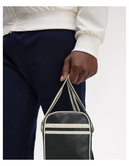 BOLSO UNISEX FRED PERRY COLOR 49 NEGRO