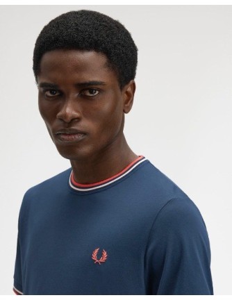 CAMISETA UNISEX FRED PERRY COLOR 83 MARINO